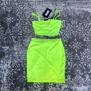 PrettyLittleThing Bright Yellow Mini Skirt Set SM